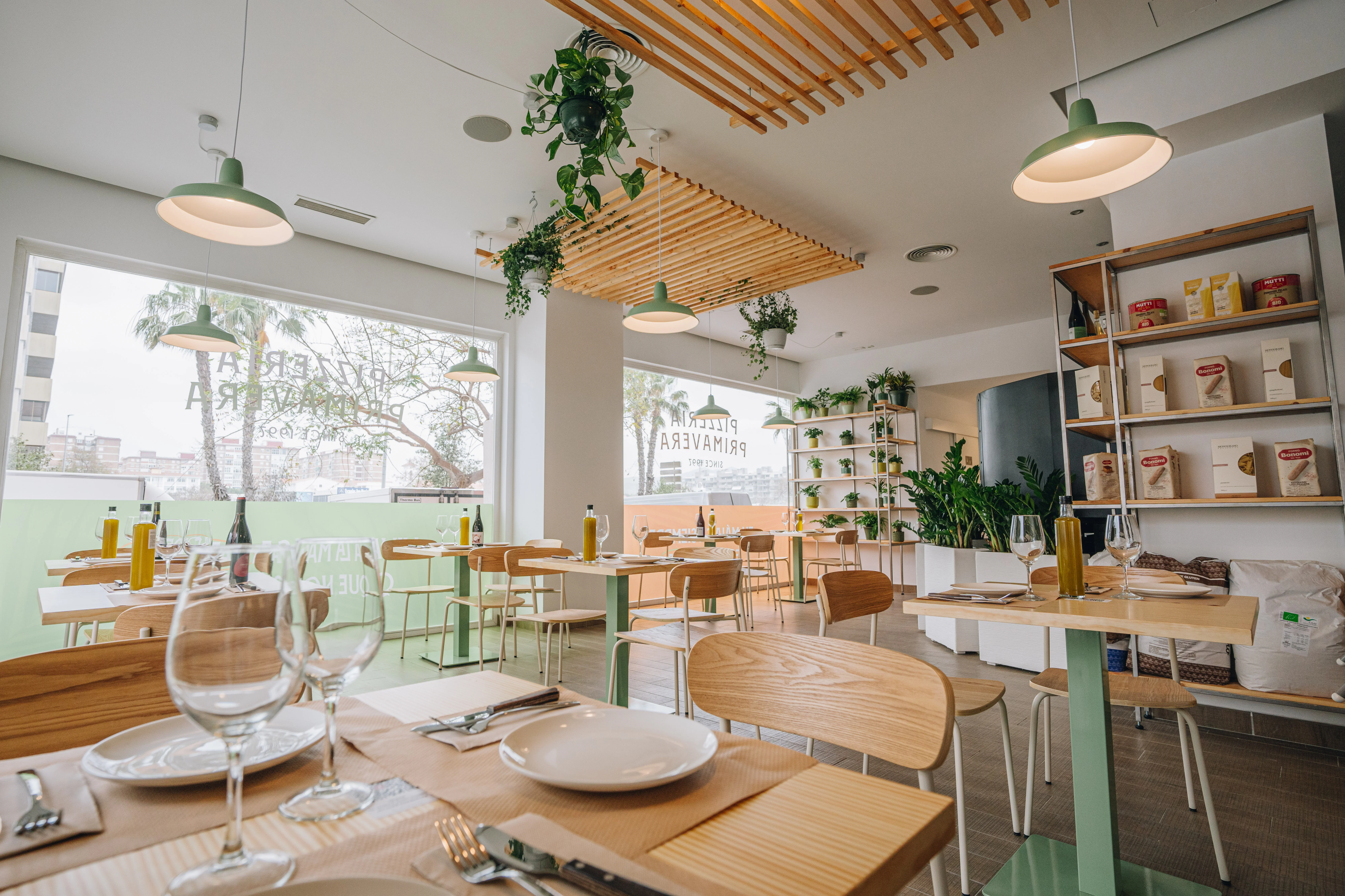 Captura del proyecto Pizzería Primavera - Estrategia integral de marketing digital para pizzería con más de 15 años de tra